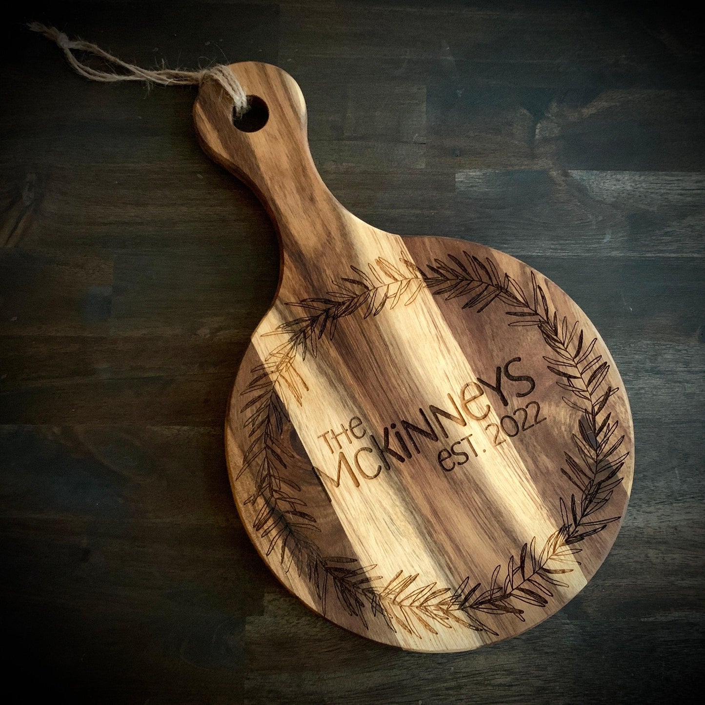 Round Custom Engraved Cheese Board Handle | Personalized Cutting Board | Wood Sign | Personalized Decor | Wedding Gift | Charcuterie Board