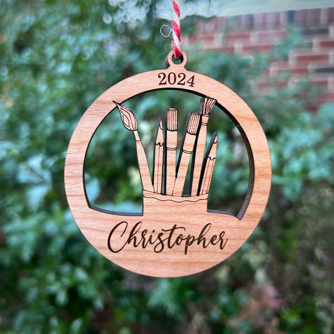 8 Best Personalized Family Ornaments