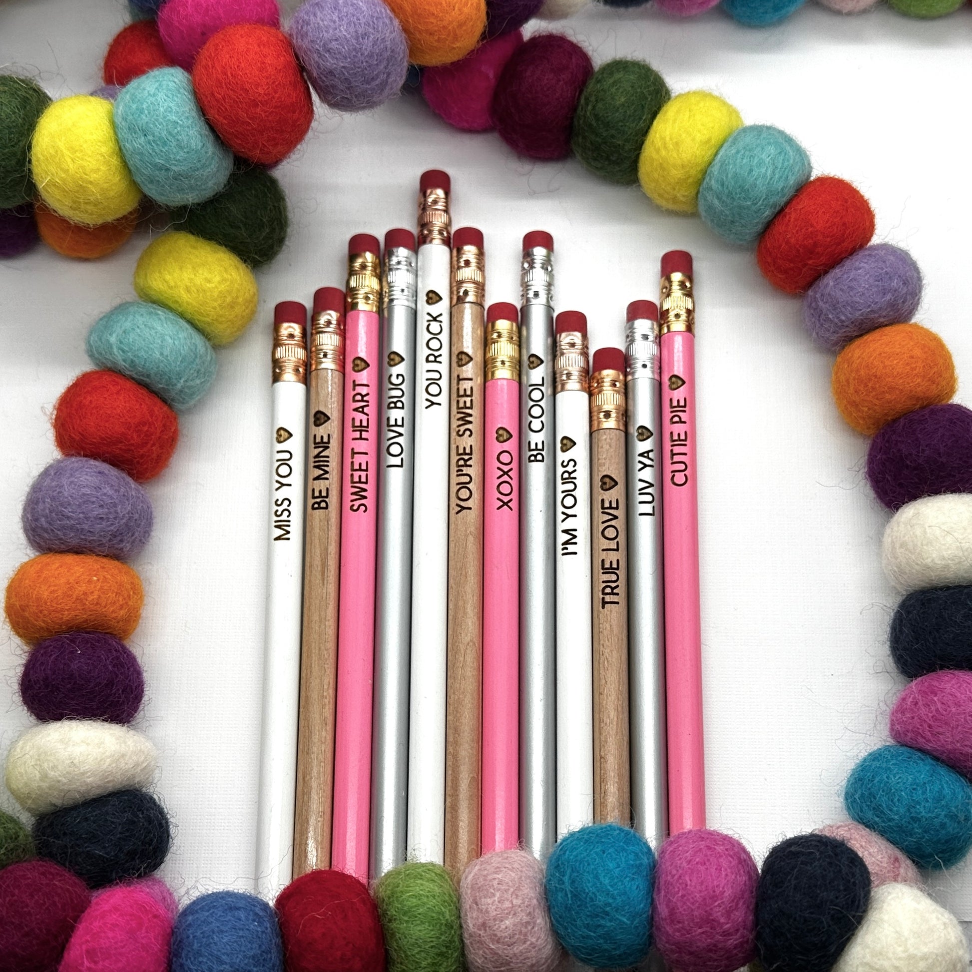 Valentine's Day Pencil Pack, Valentine's Day Gift for Classmates, Classroom  Valentine, Engraved Pencils, Conversation Heart Pencils 